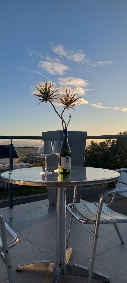 To Let 2 Bedroom Property for Rent in Fairhaven Country Estate Western Cape